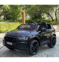 Акумулаторен джип Audi Q7 12V